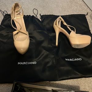Marciano size 8 shoe nude